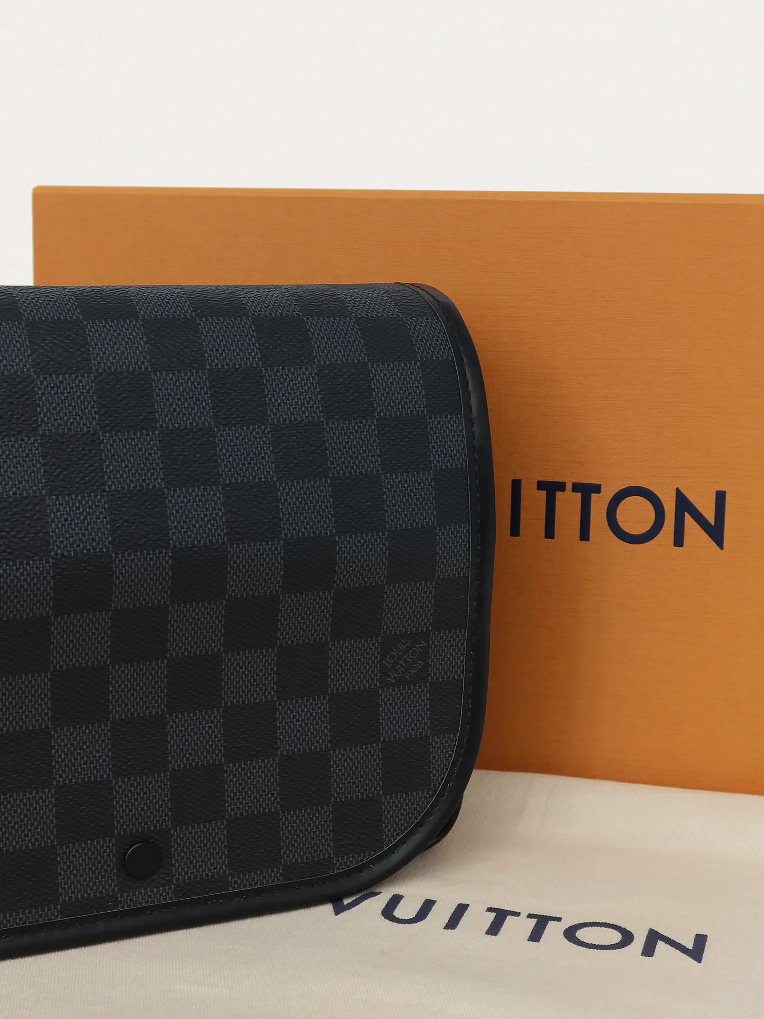 Louis Vuitton Travel Pouch - Master