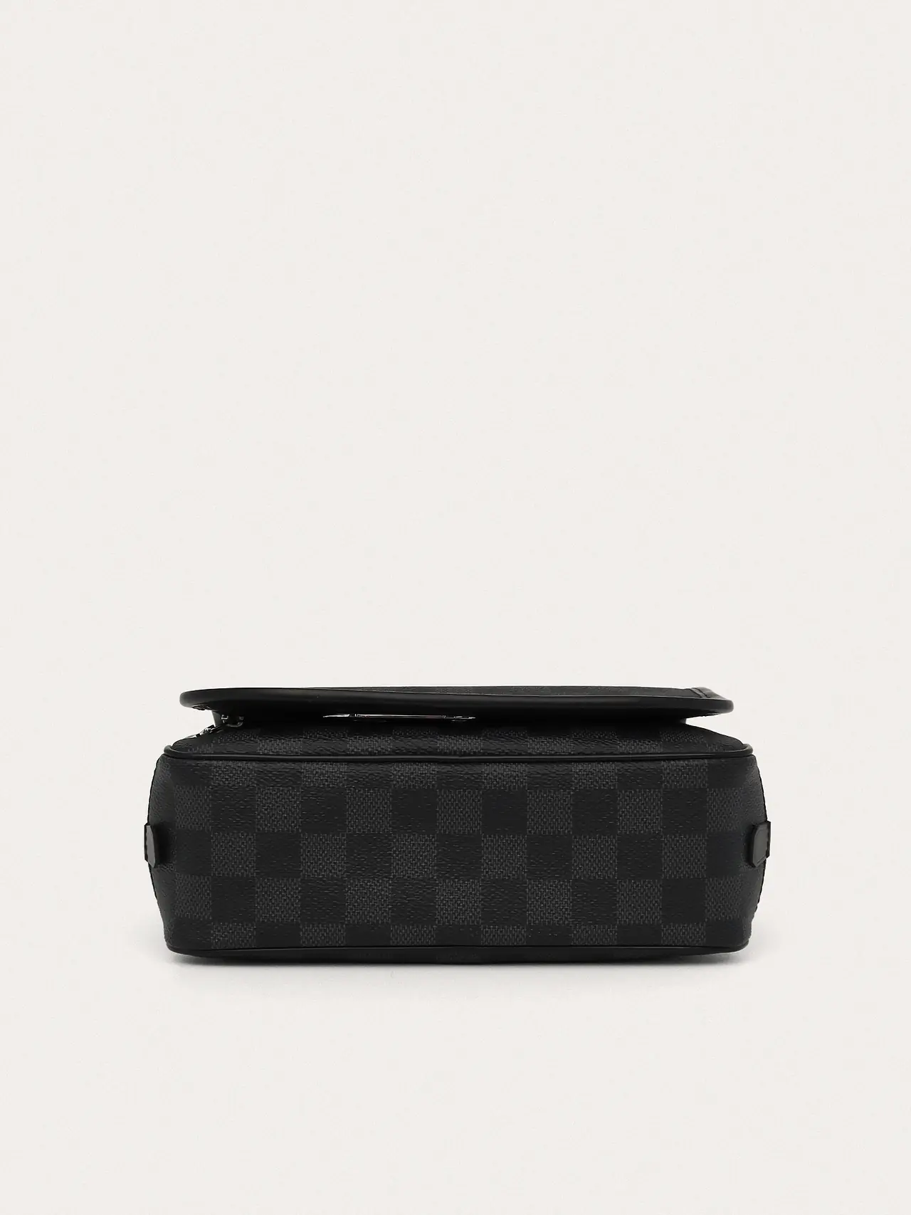 Louis Vuitton Travel Pouch - Master