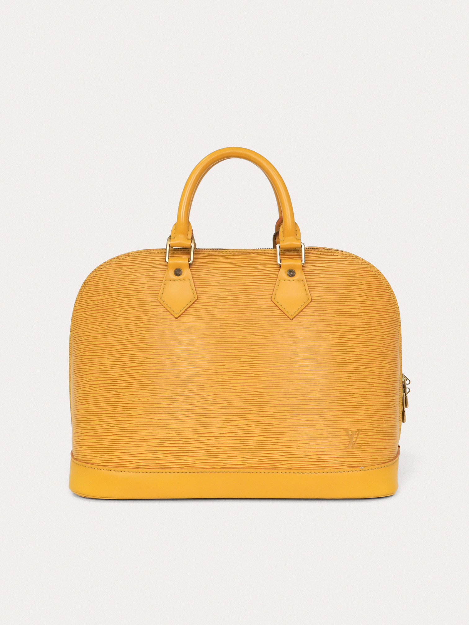 Louis Vuitton Alma PM primary image