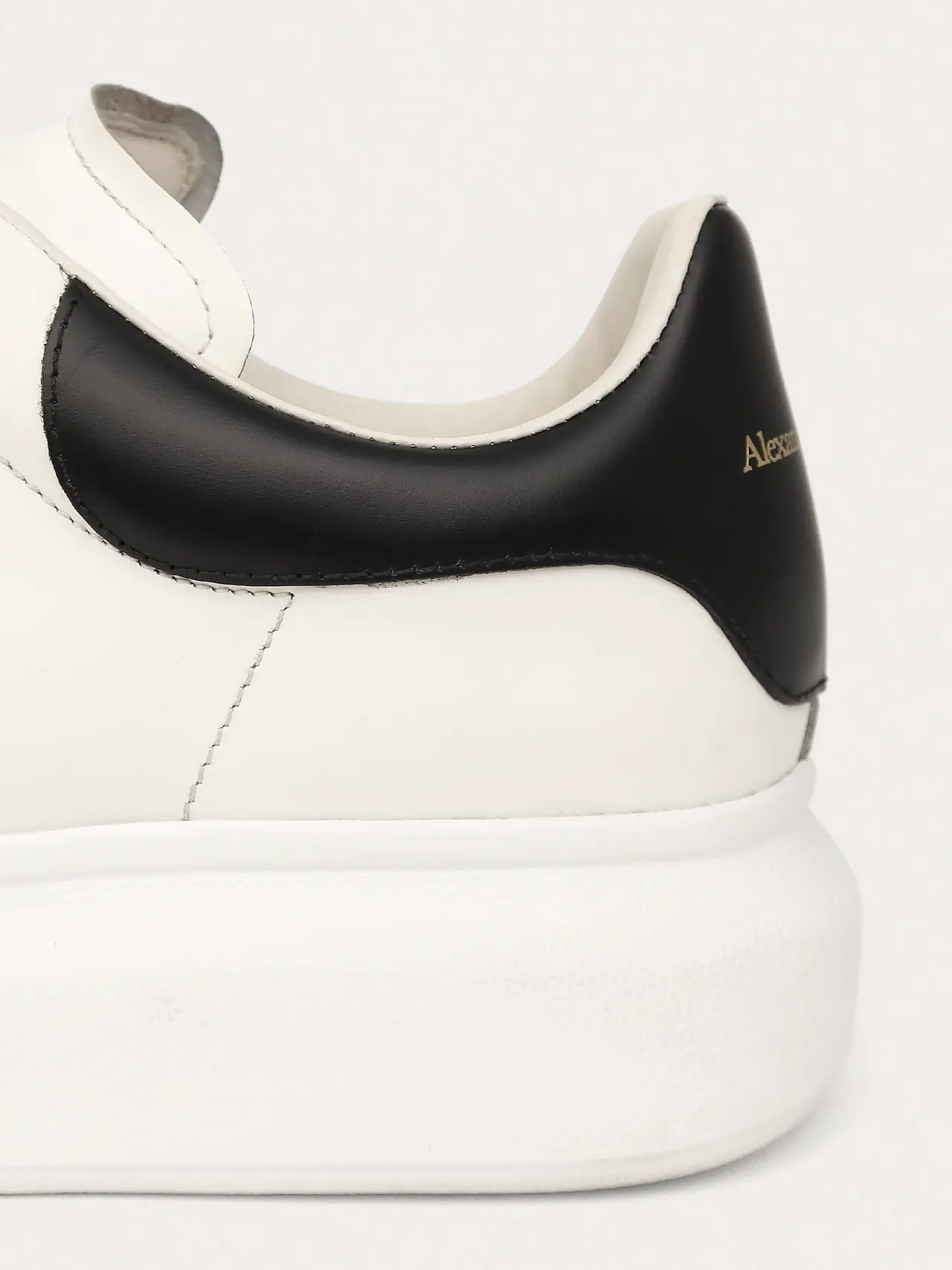 Oversized Sneaker Off White/Black - Master