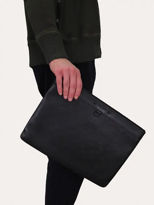 Shadow Discovery Pochette - Master