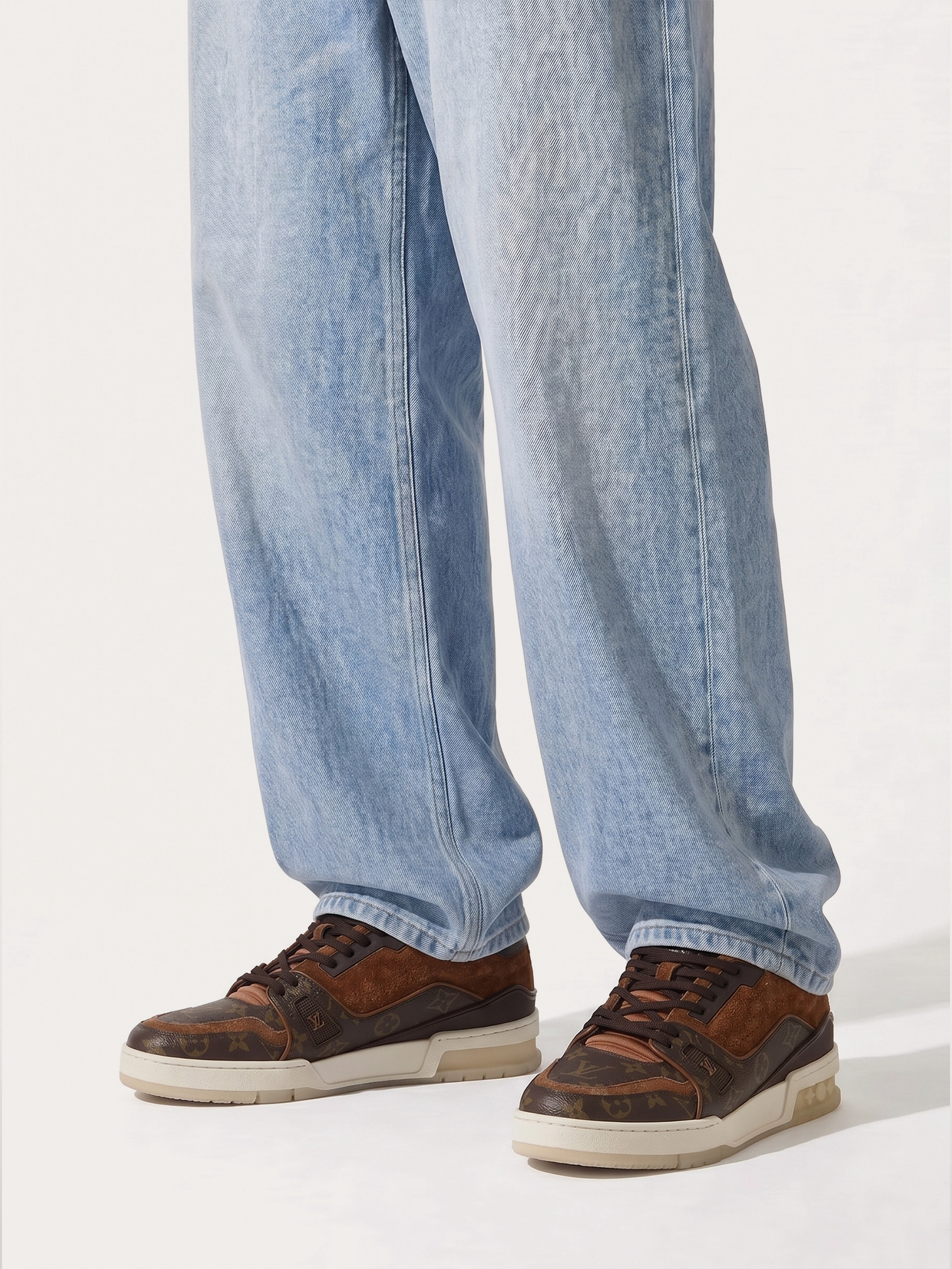 Louis Vuitton Trainer - Master