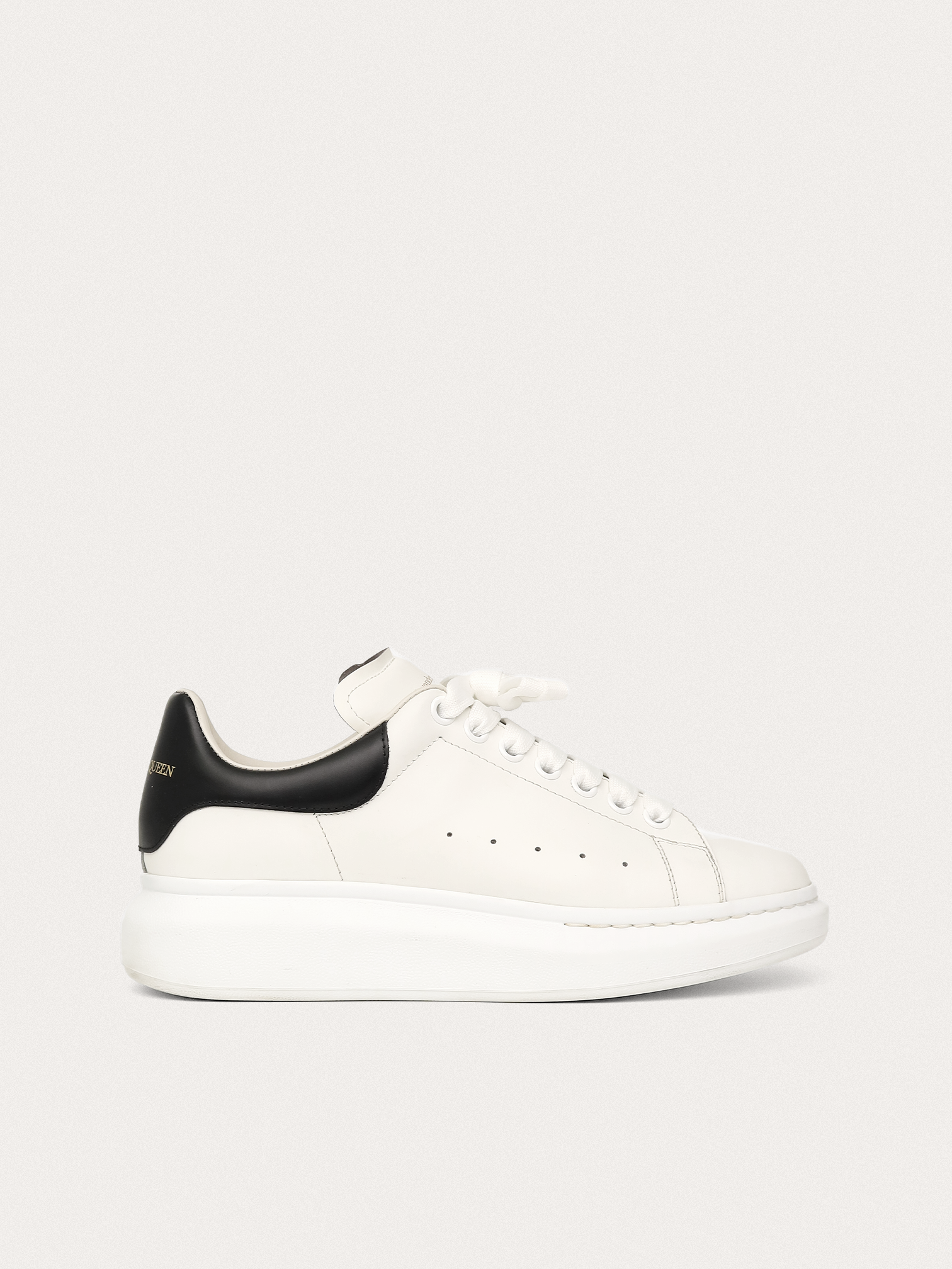 Alexander McQueen Oversized Sneaker Off White/Black primary image