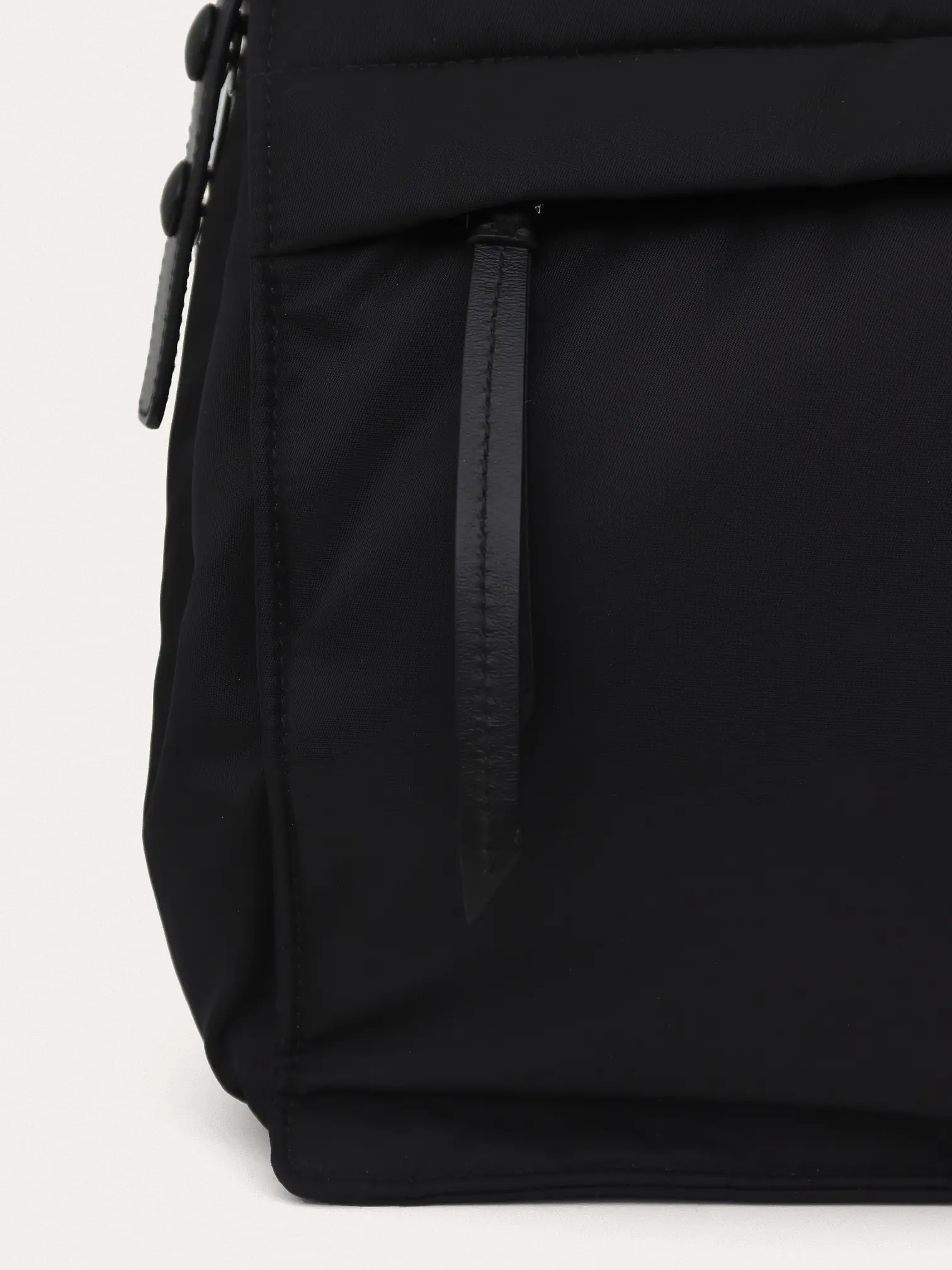 Large Padded Re-Nylon Shoulder Travel Bag - Master
