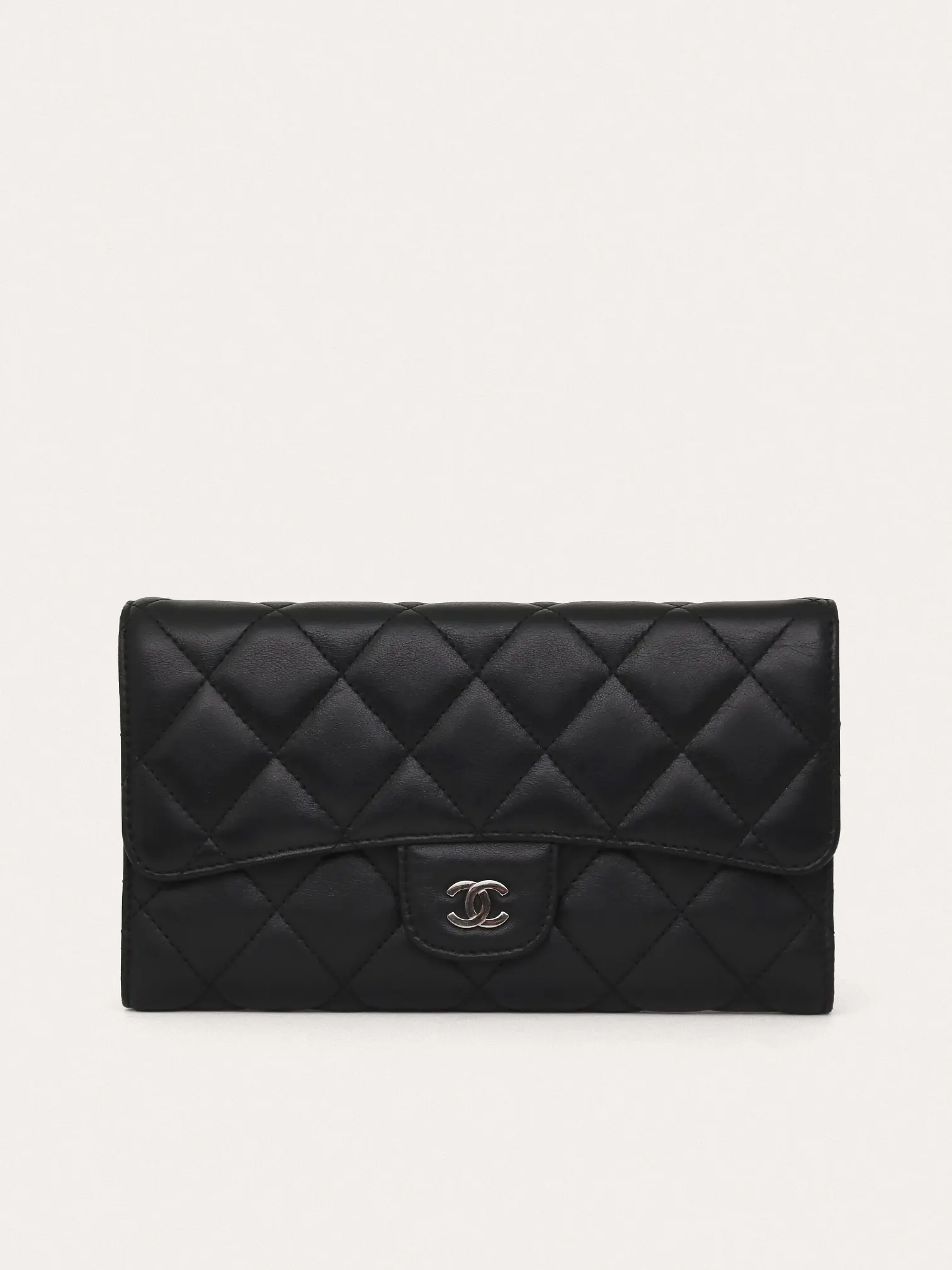 Classic Flap Wallet - Master