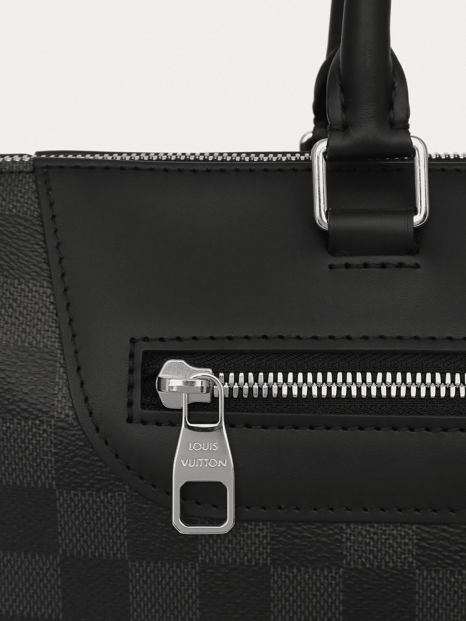 Louis Vuitton Porte Documents - Master