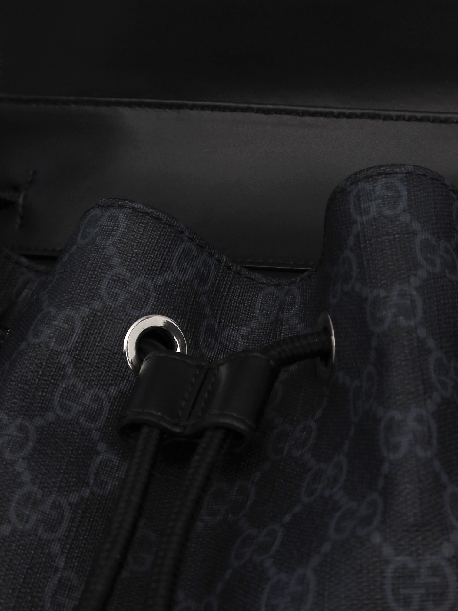 Gucci GG Supreme Backpack - Master