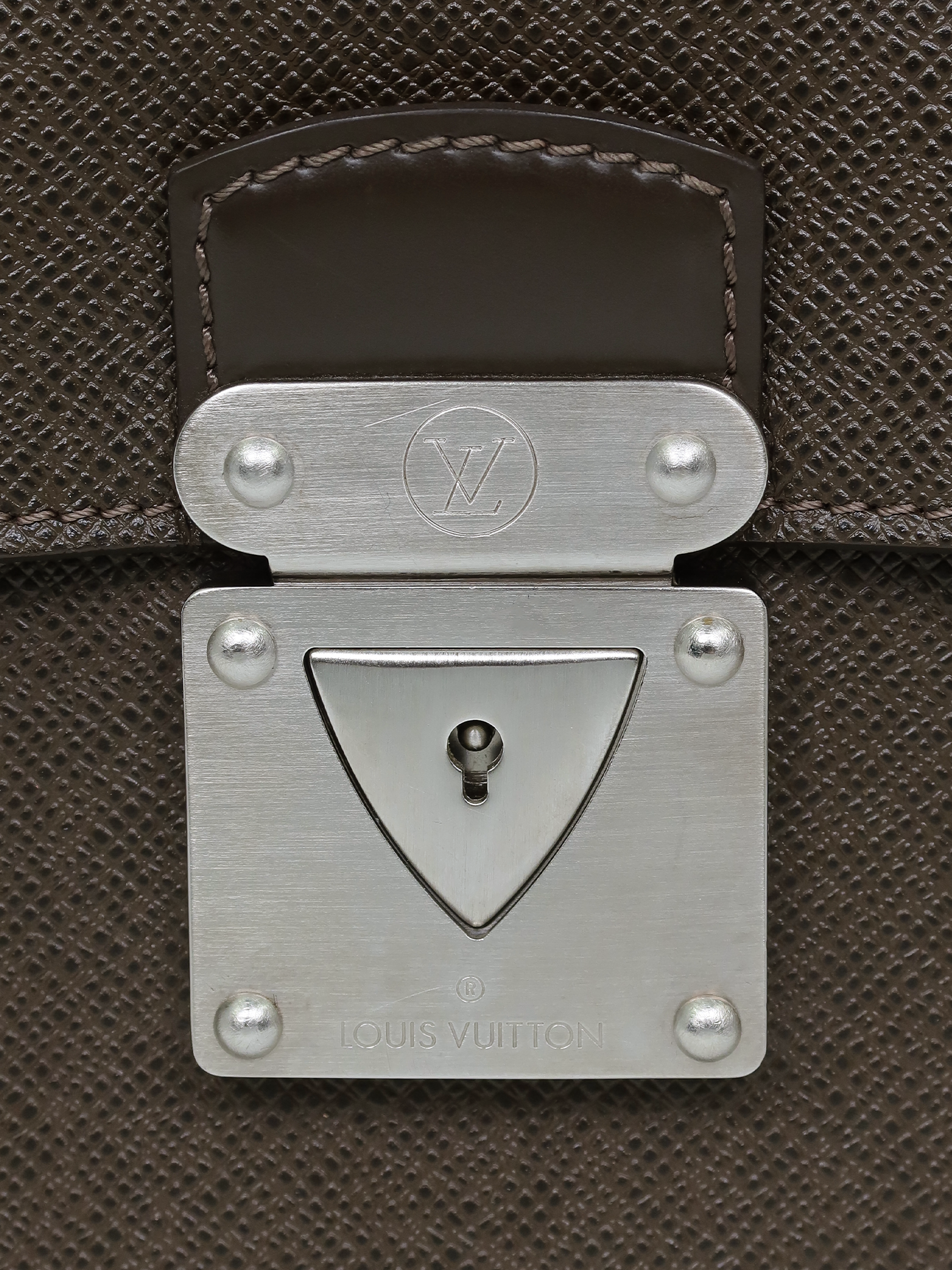 Louis Vuitton Robusto - Master