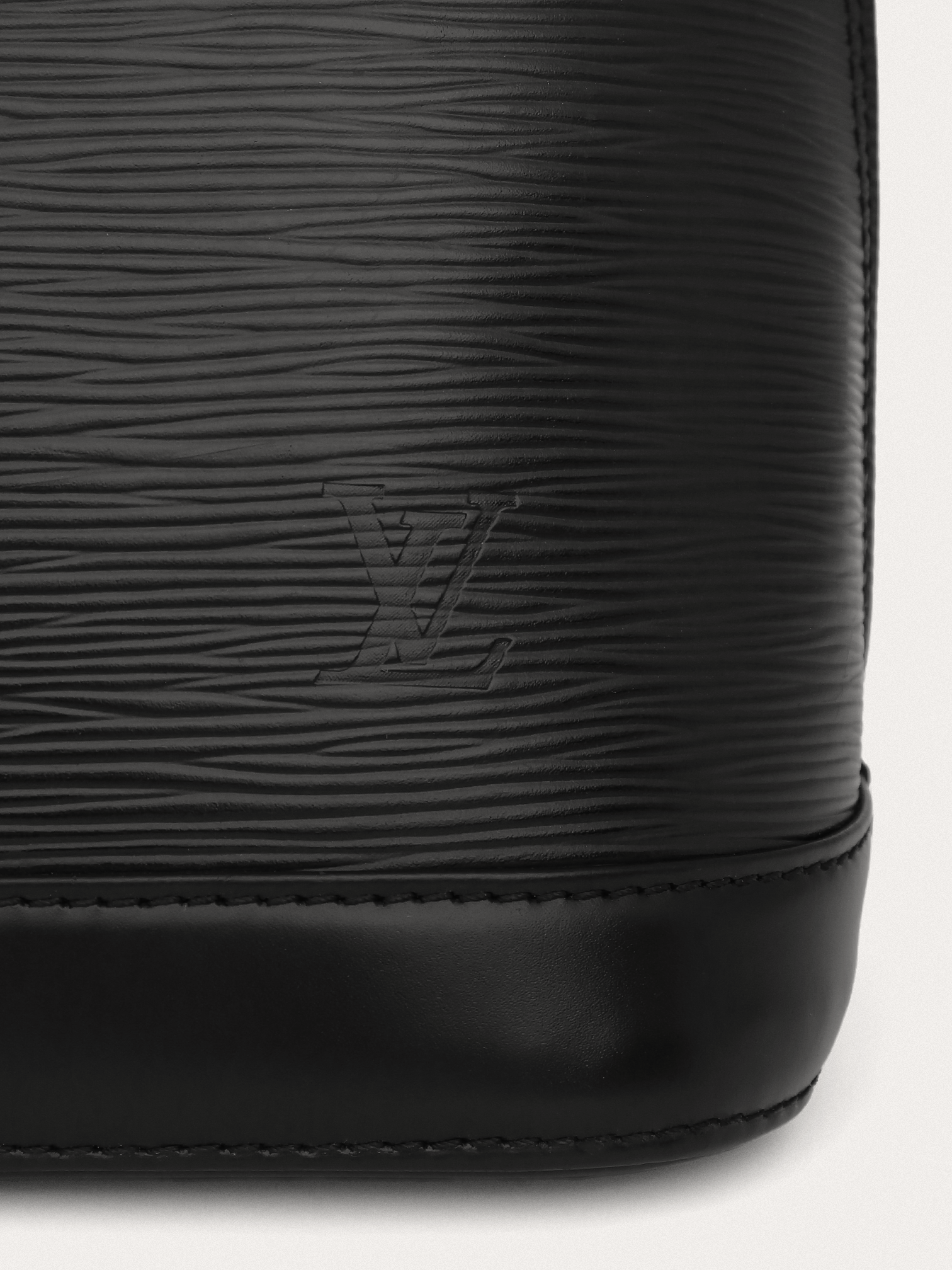 Louis Vuitton Alma PM - Master