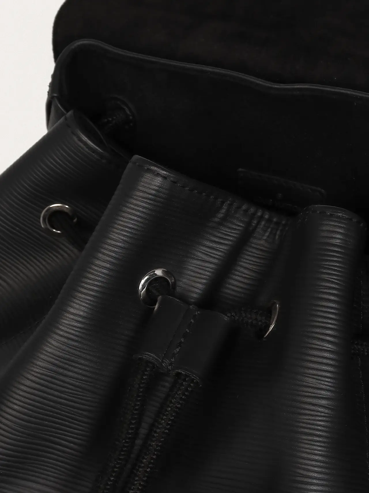 Louis Vuitton Christopher - Master
