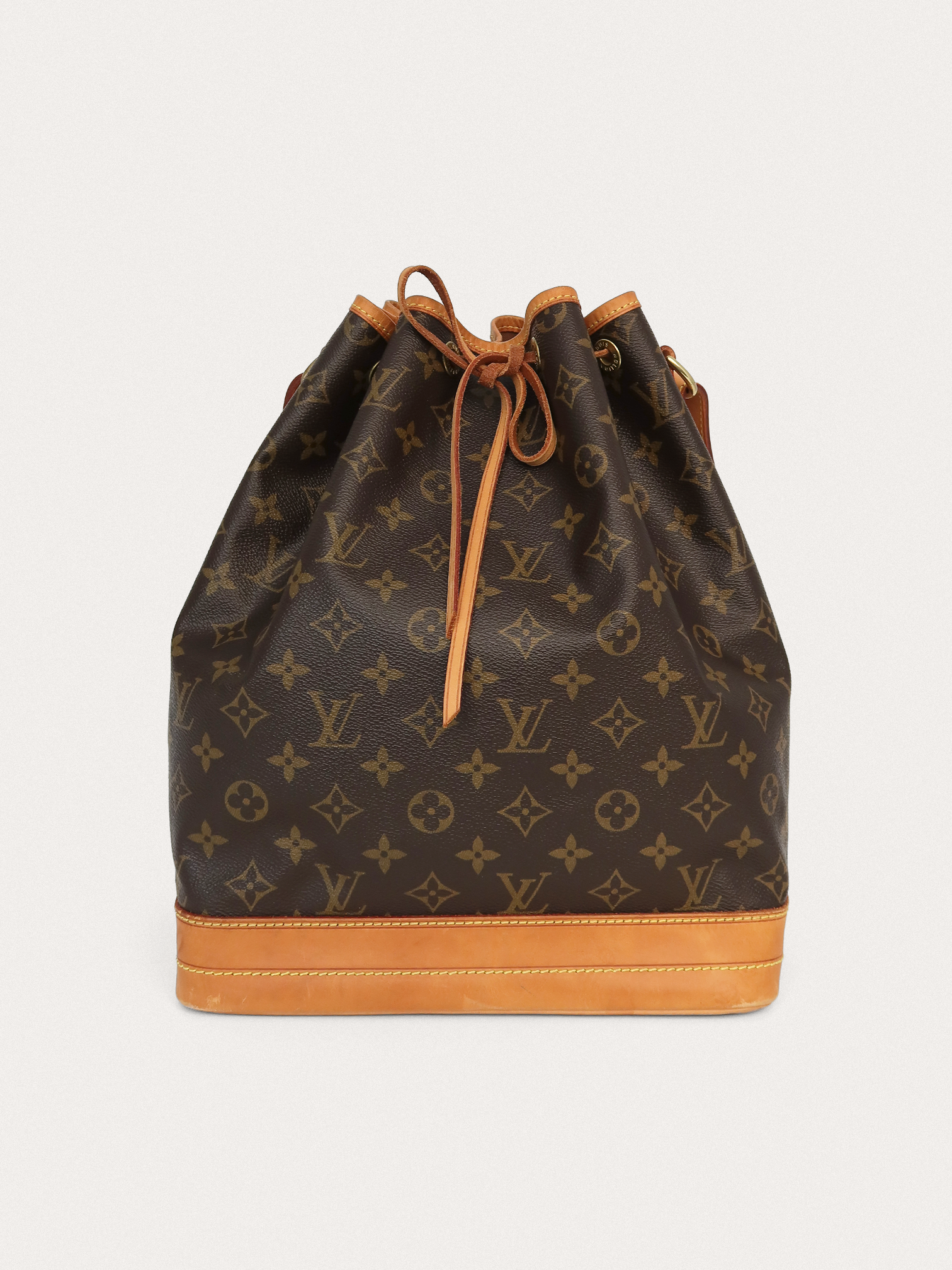 Louis Vuitton Noe primary image