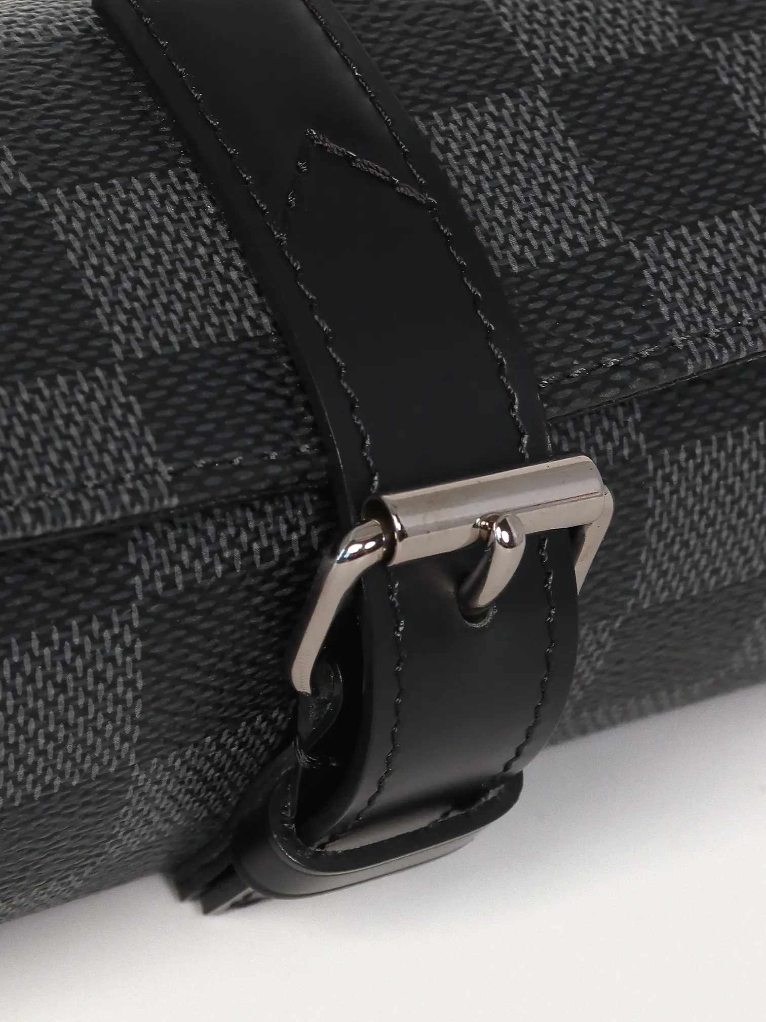 Louis Vuitton Watch Travel Case - Master