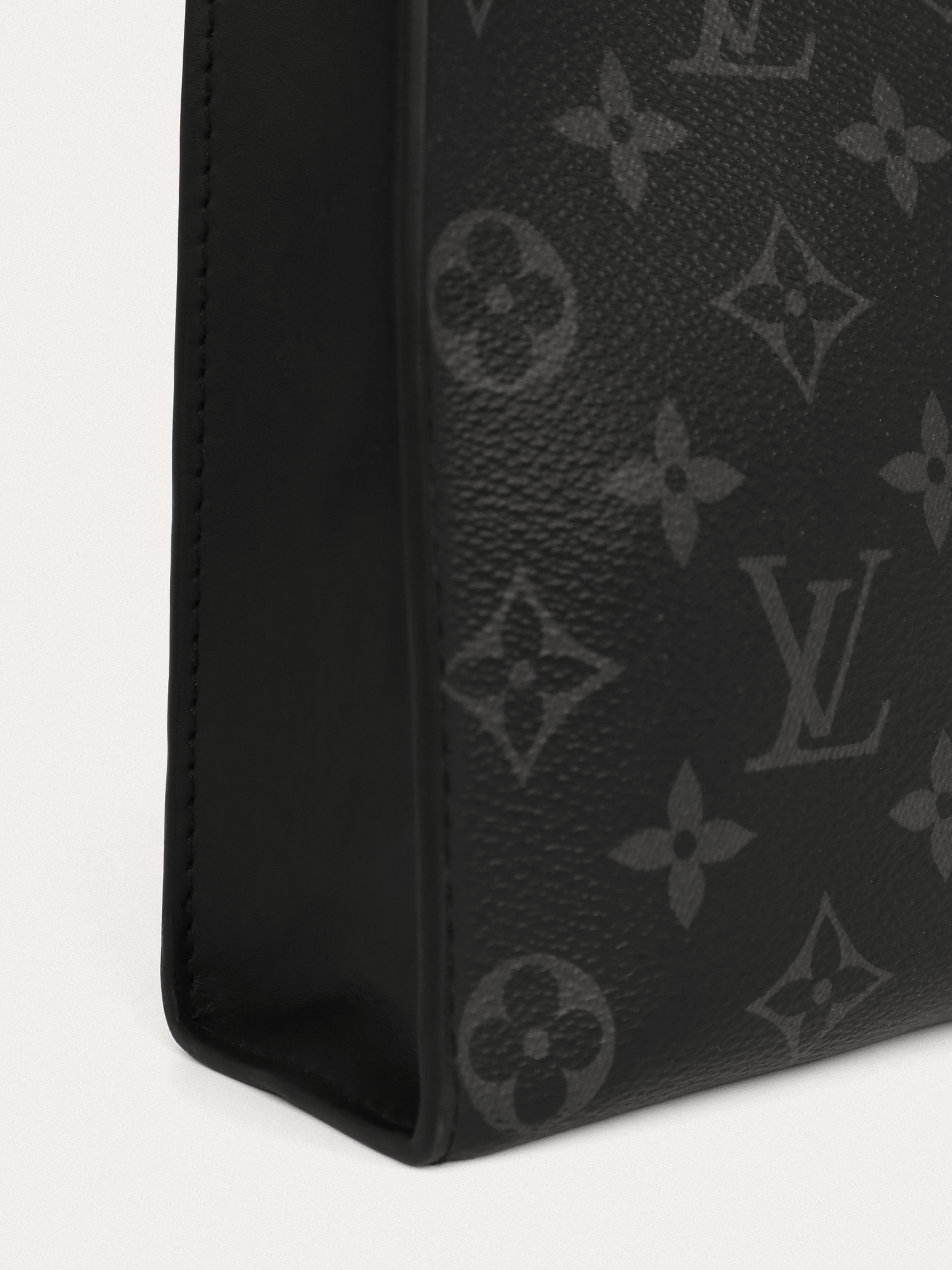 Louis Vuitton Pochette Voyage - Master