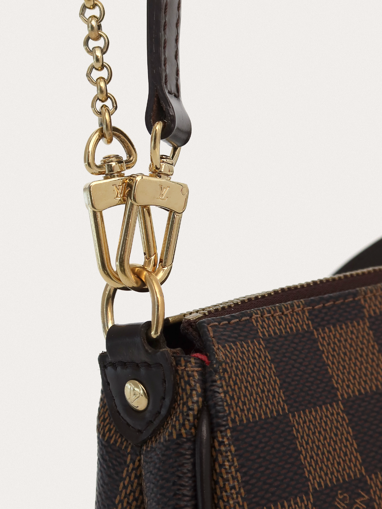 Louis Vuitton Eva - Master