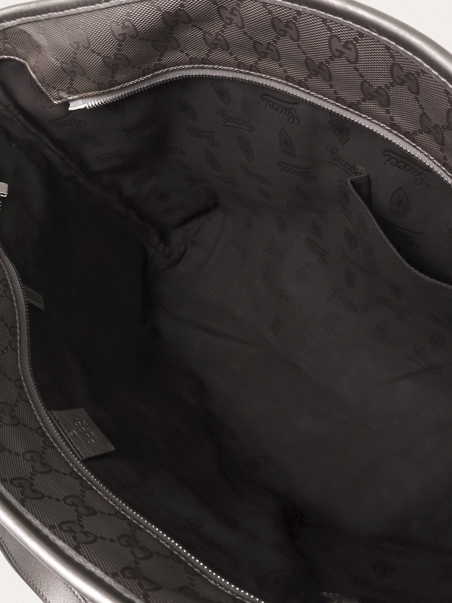 Gucci GG Supreme Tote - Master
