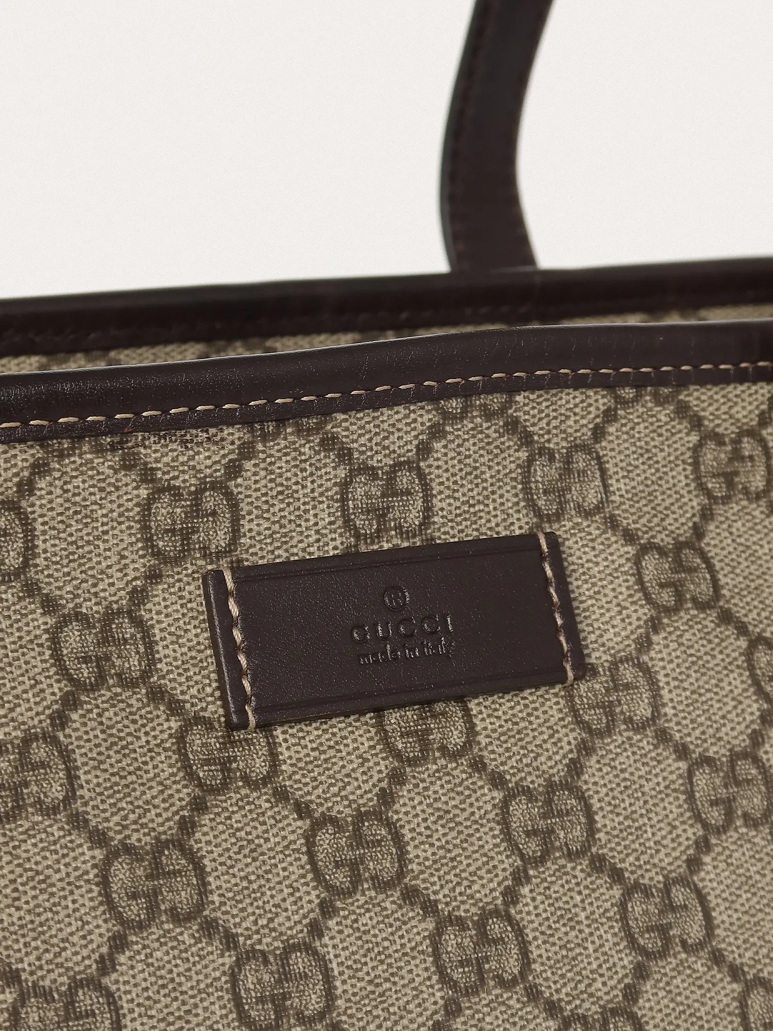 Gucci GG Supreme Shopping Bag - Master