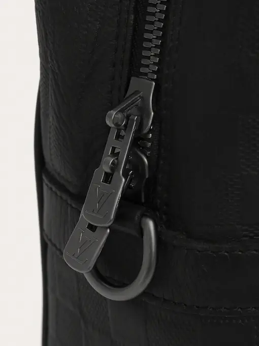 Louis Vuitton Porte Documents Voyage - Master