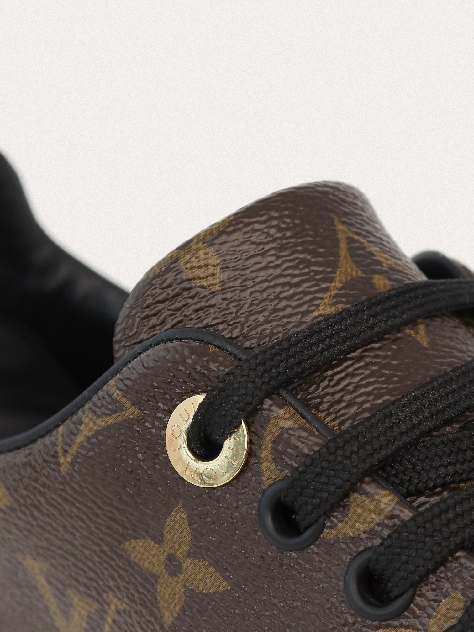 Louis Vuitton Frontrow - Master