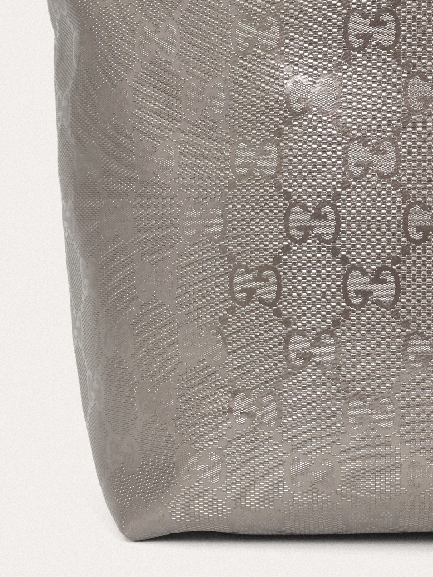 Gucci GG Supreme Tote - Master