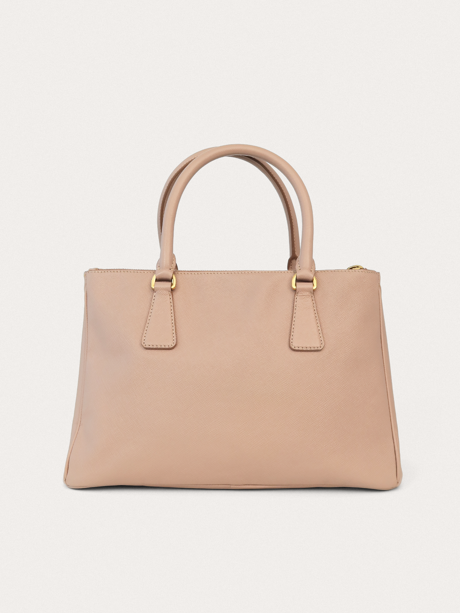 Prada Galleria - Master