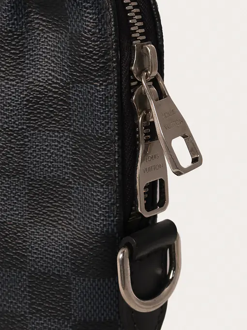 Louis Vuitton Porte Documents - Master