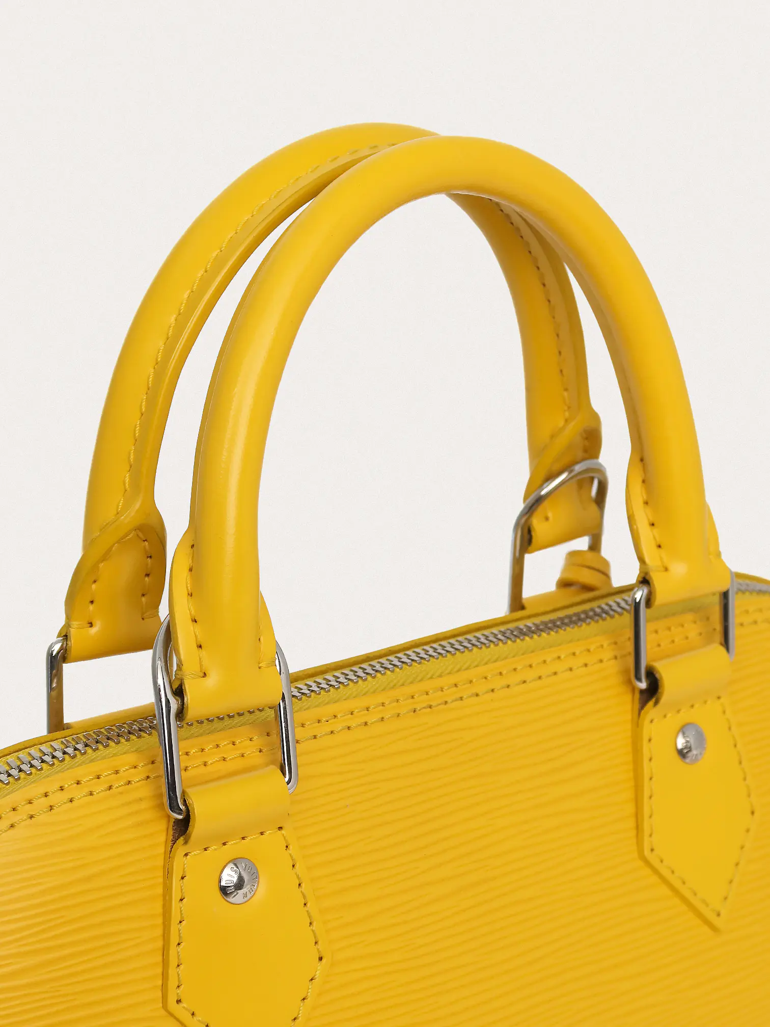 Louis Vuitton Alma PM - Master
