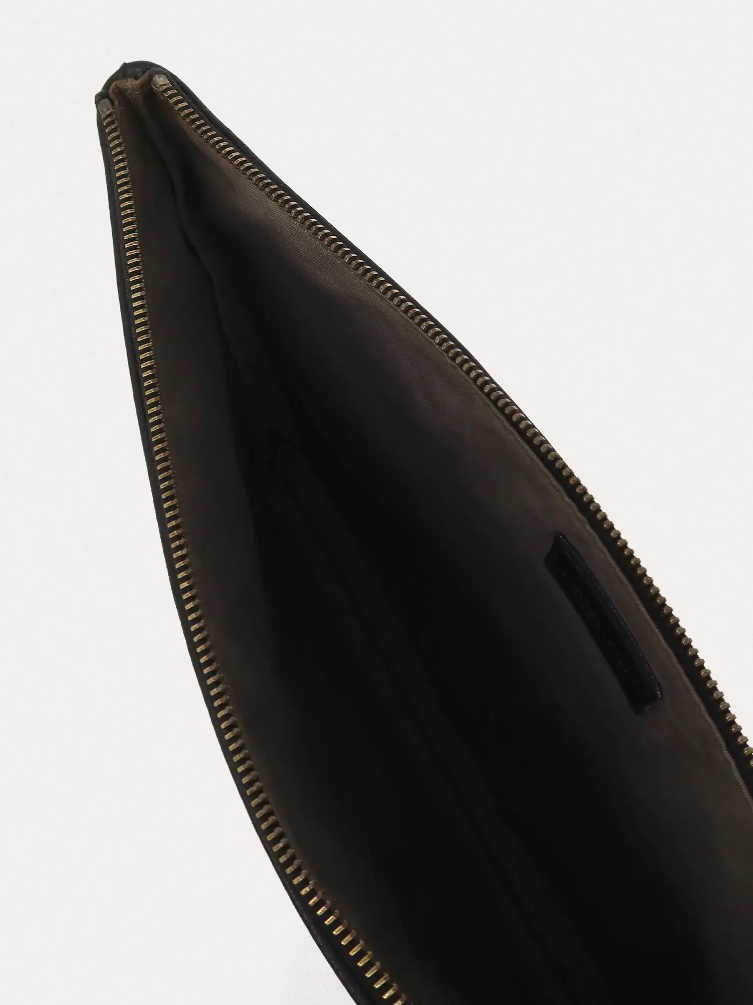 Intrecciato Pouch - Master