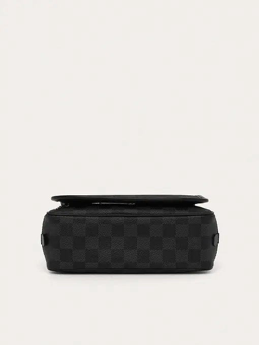 Louis Vuitton Travel Pouch - Master