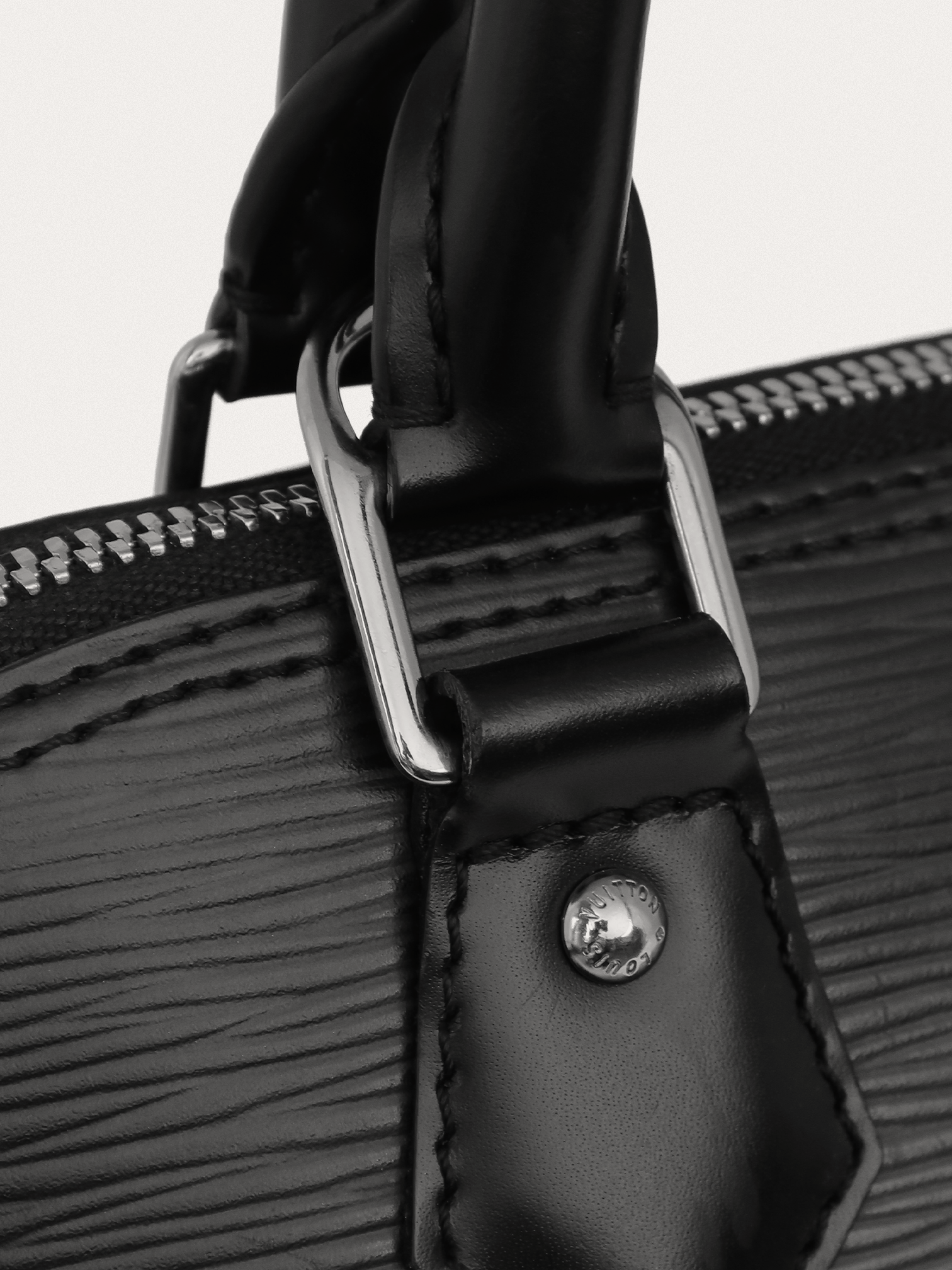Louis Vuitton Alma PM - Master