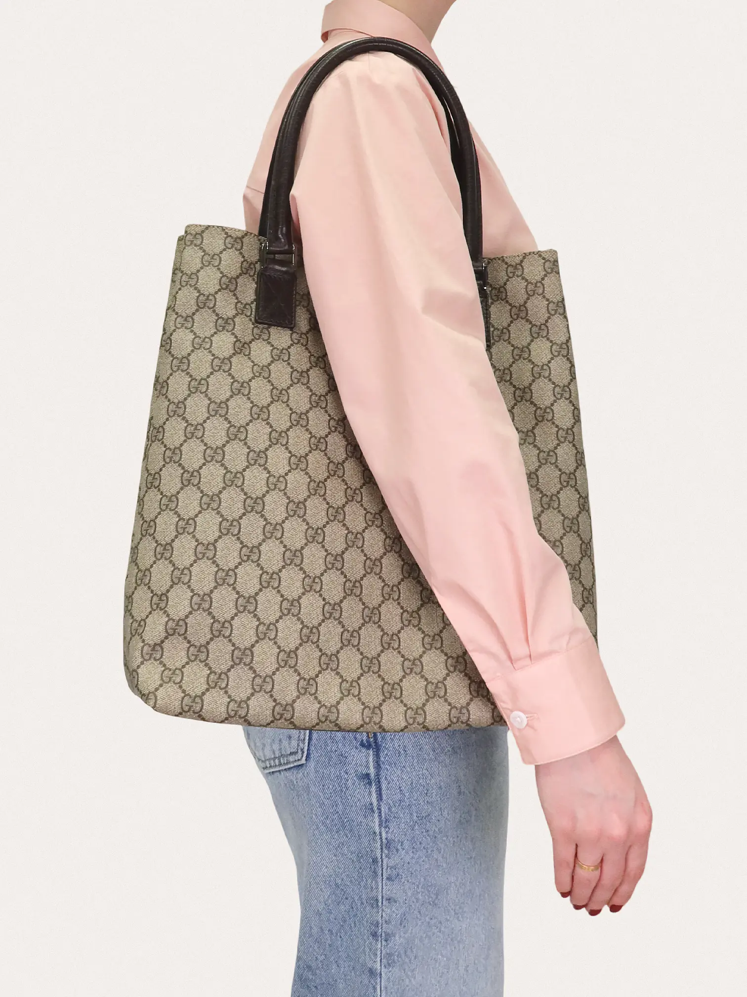 GG Supreme Canvas Tote - Master