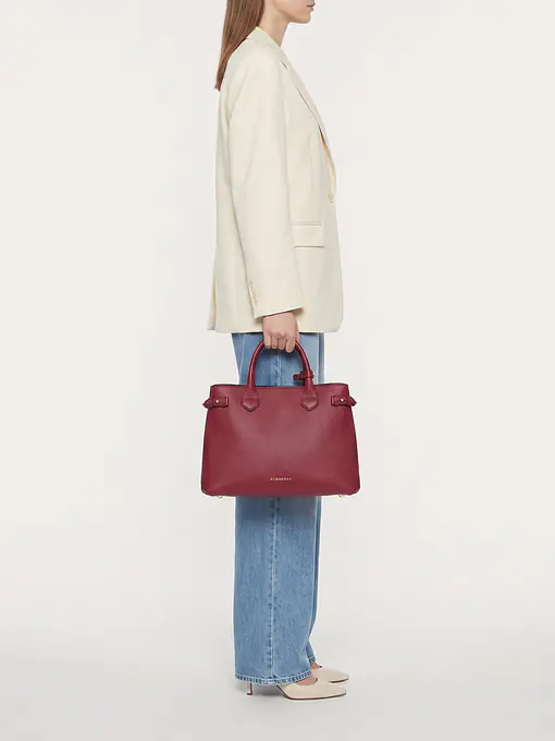 Burberry Banner Tote - Master