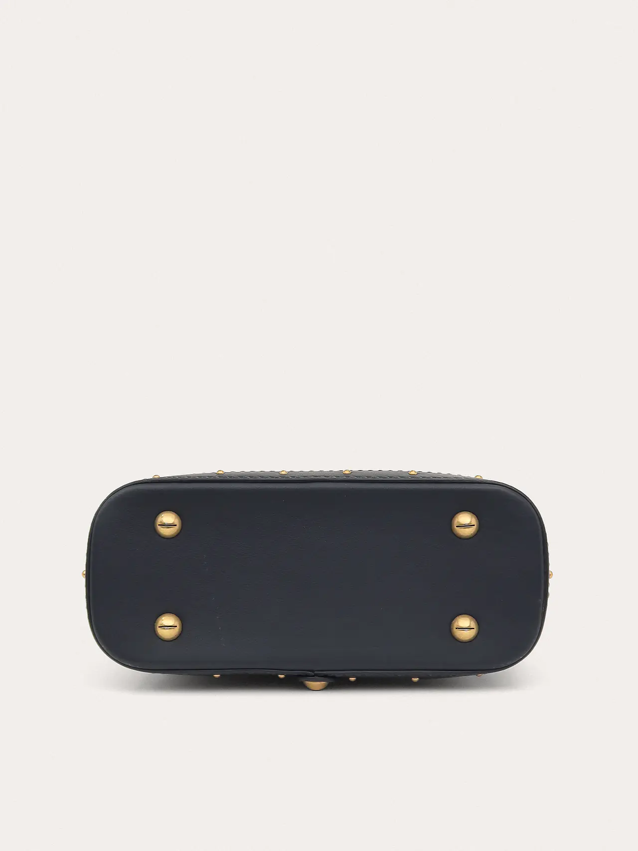 Dioravenue Bucket - Master