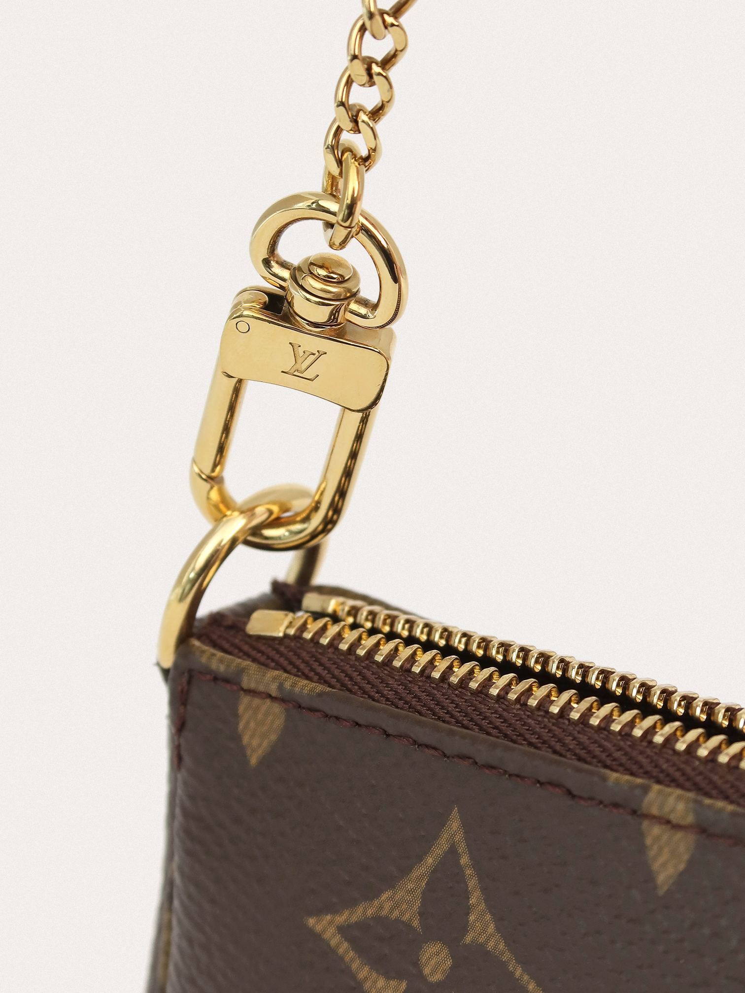 Louis Vuitton Pochette Mini - Master