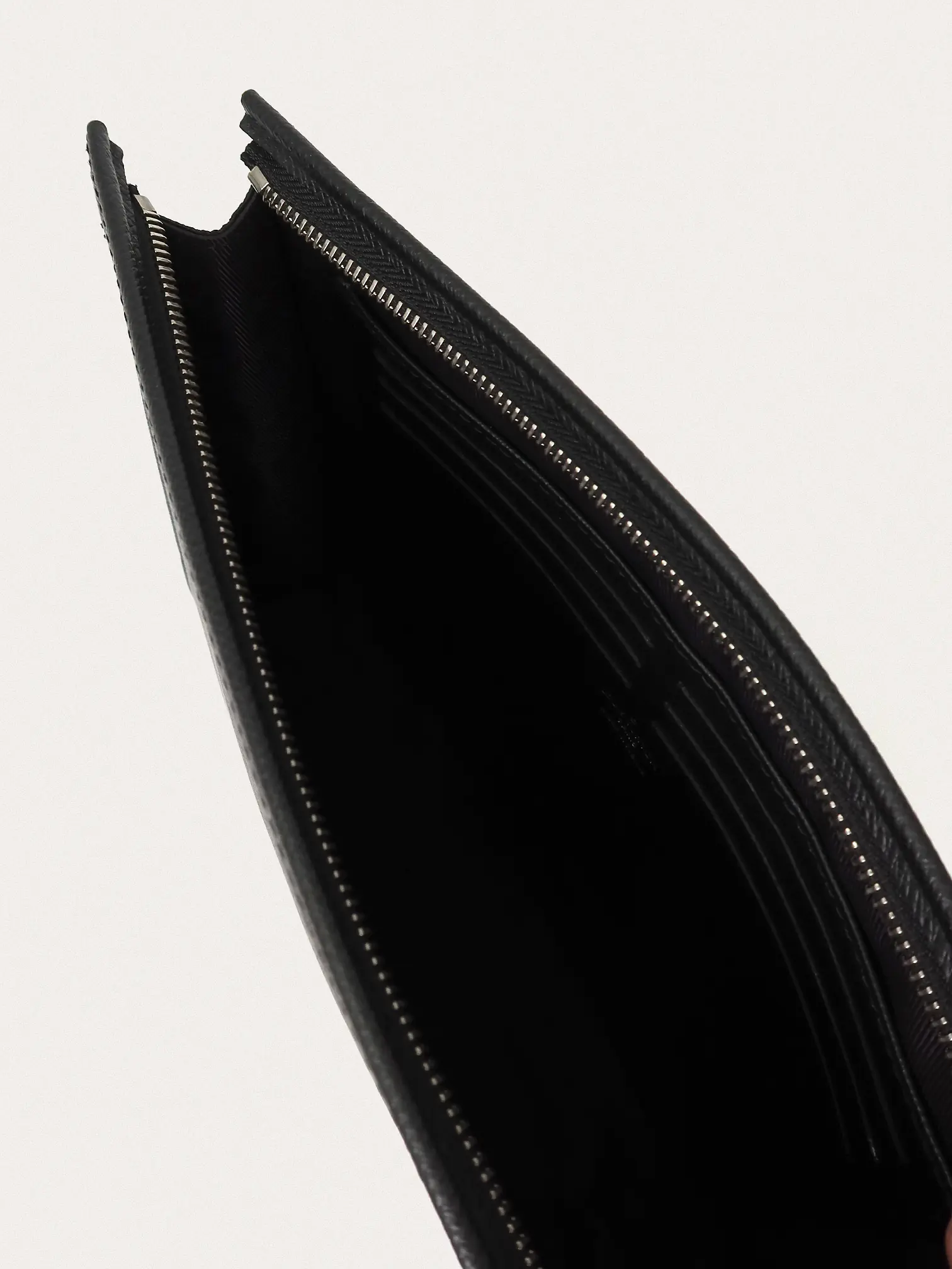 Louis Vuitton Pochette Voyage - Master