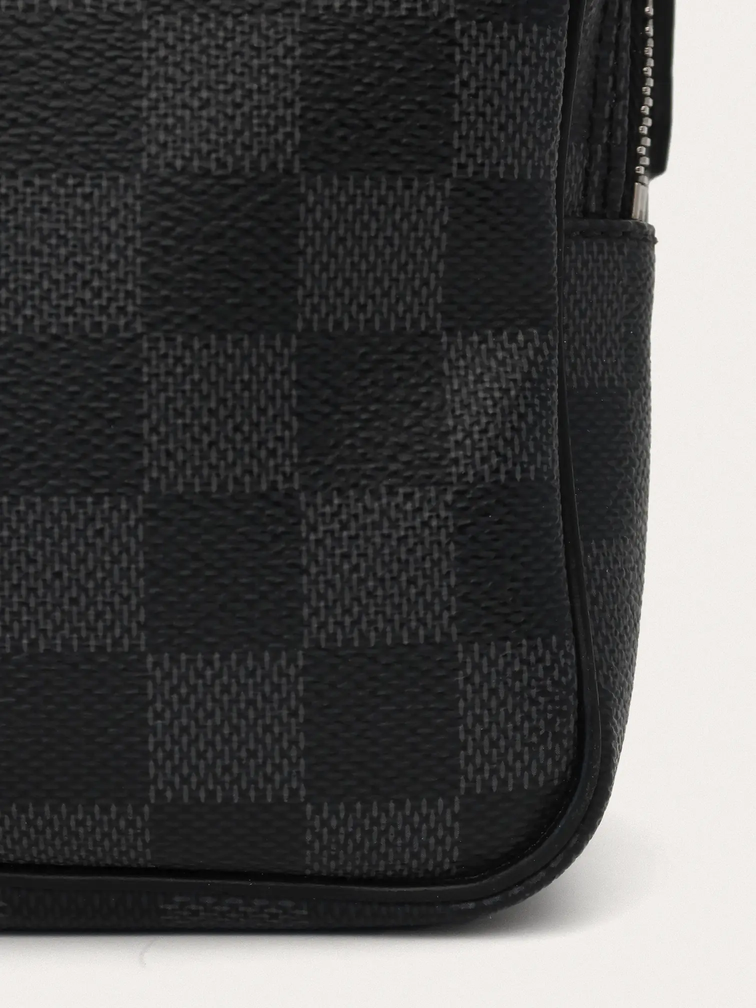 Louis Vuitton Rem Messenger Bag - Master