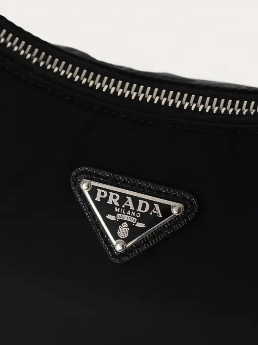 Prada Re-Edition 2005 Re-Nylon - Master