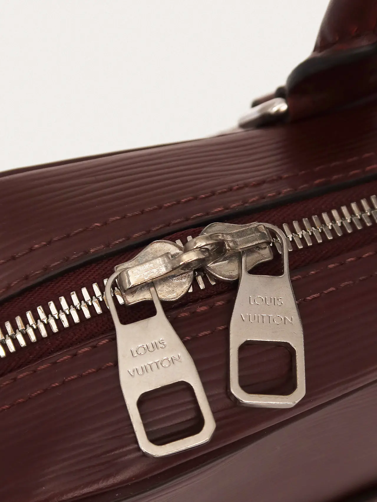 Louis Vuitton Porte Documents Voyage - Master