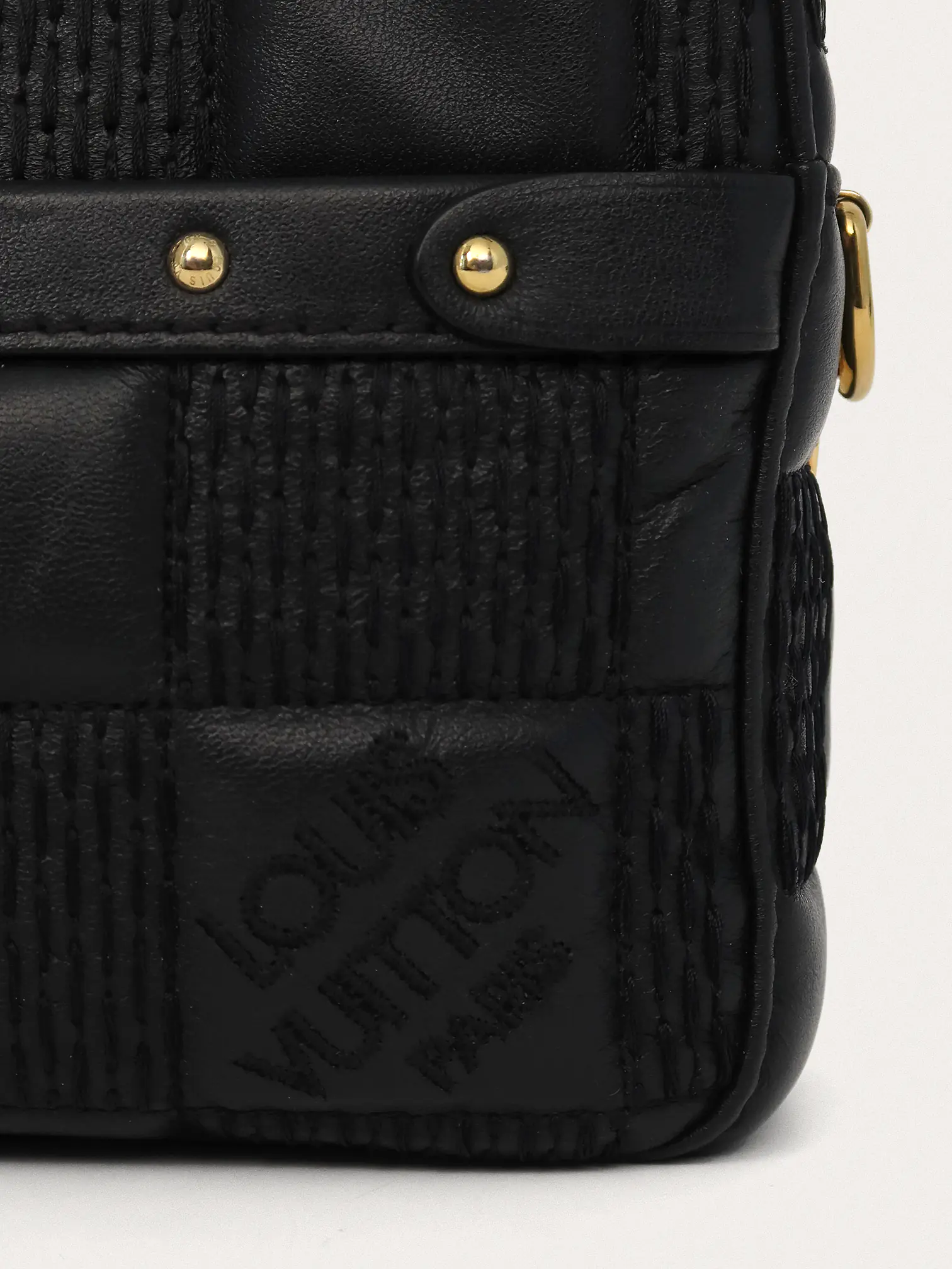 Louis Vuitton Troca - Master