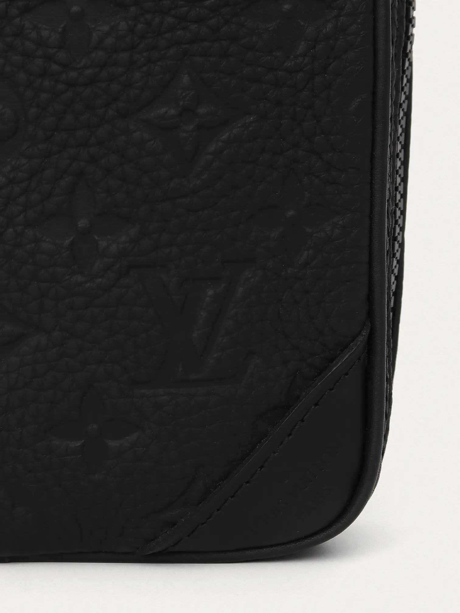Louis Vuitton Virgil Abloh Utility Side Bag - Master