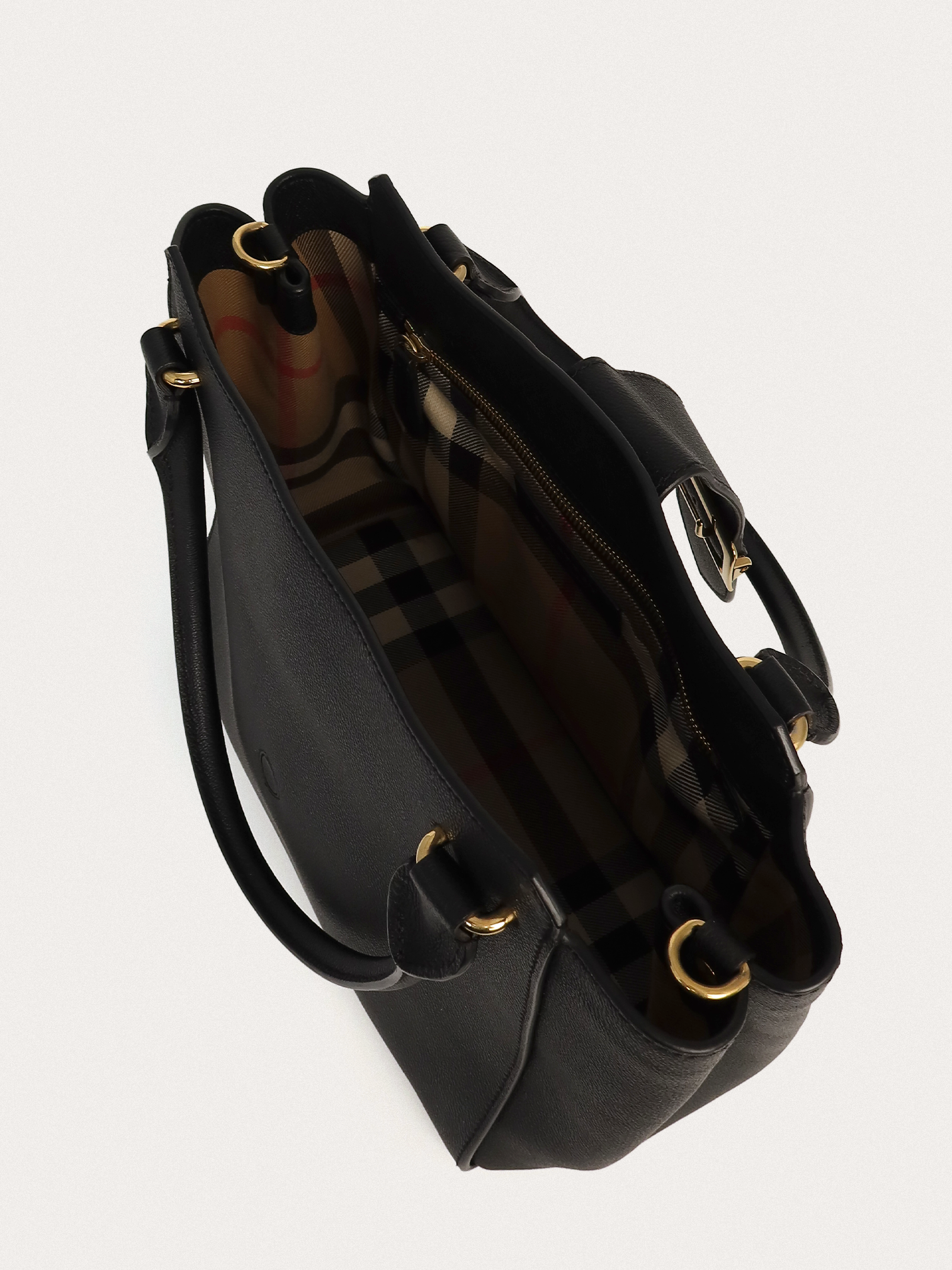 Burberry The Buckle - Master