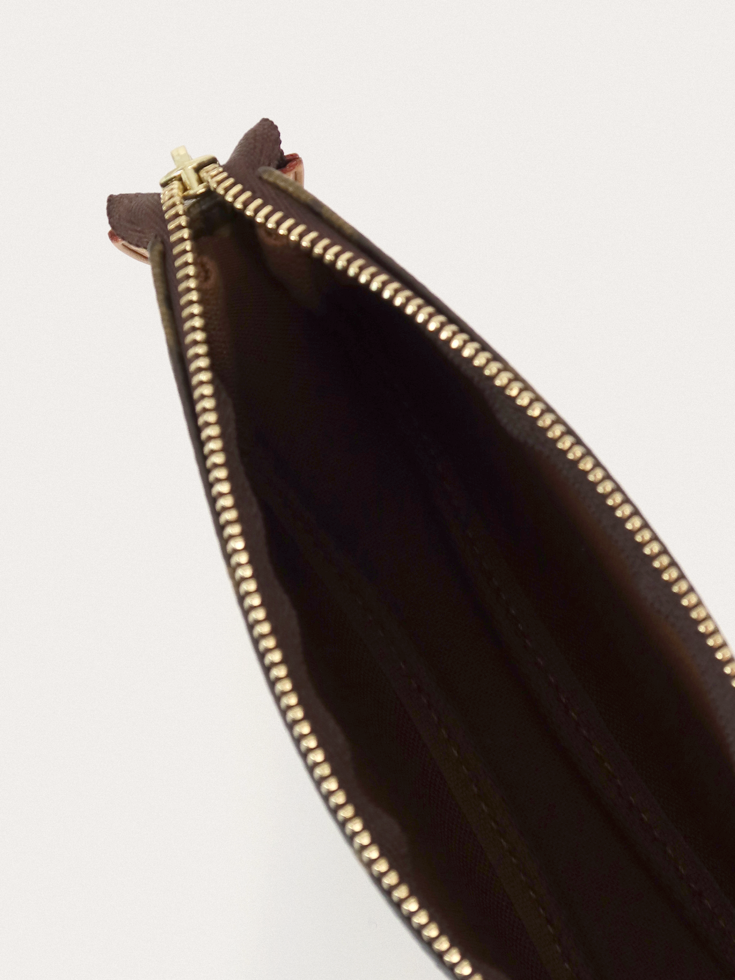Louis Vuitton Pochette Mini - Master
