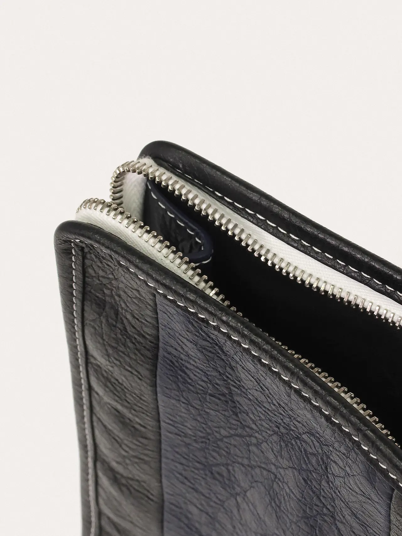 Tricolor Bazar Pouch - Master