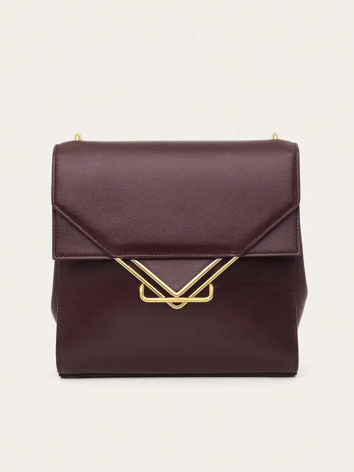 Bottega Veneta Clip primary image