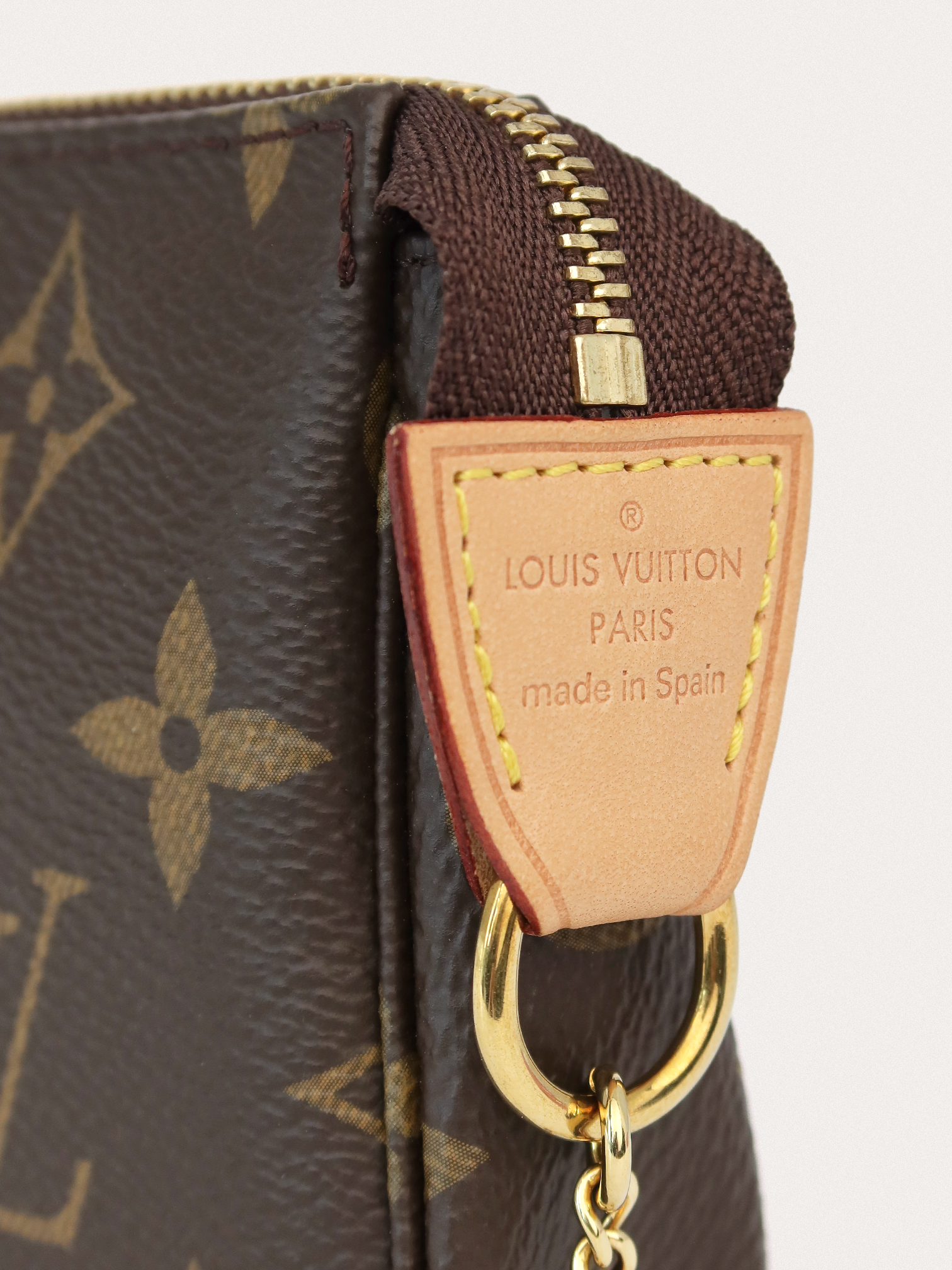 Louis Vuitton Pochette Mini - Master