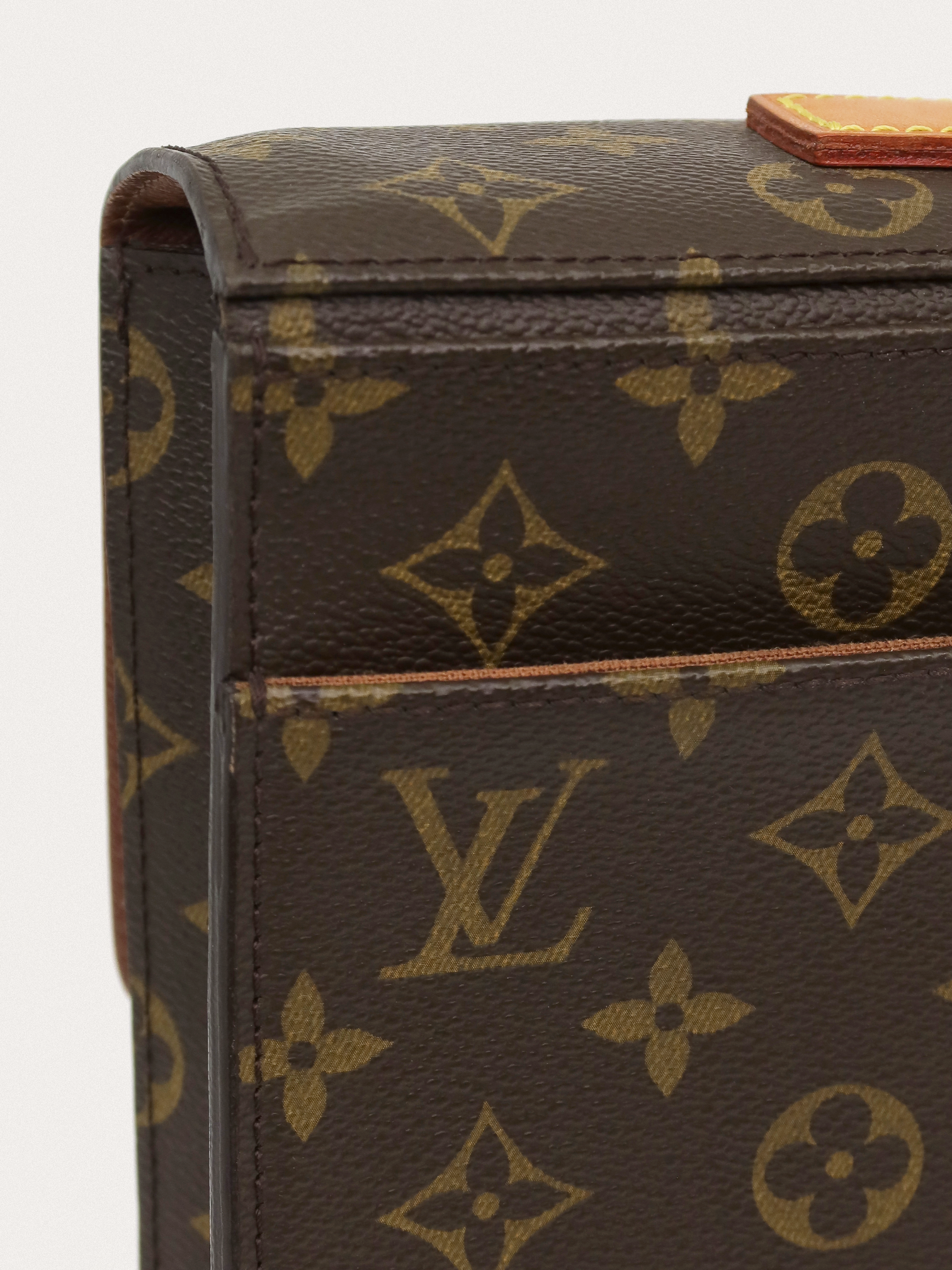 Louis Vuitton Robusto - Master
