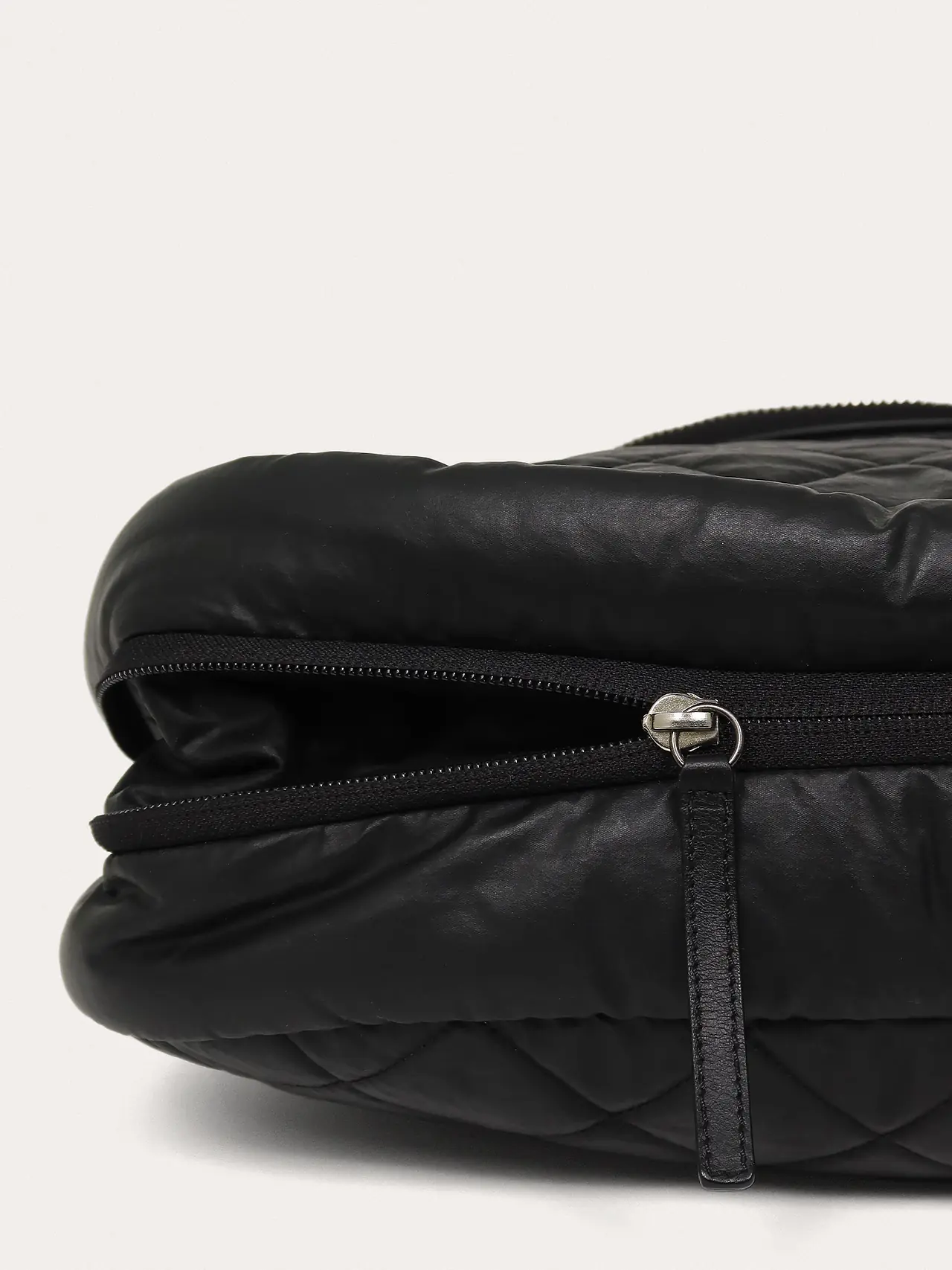 Coco Cocoon Shoulder bag - Master