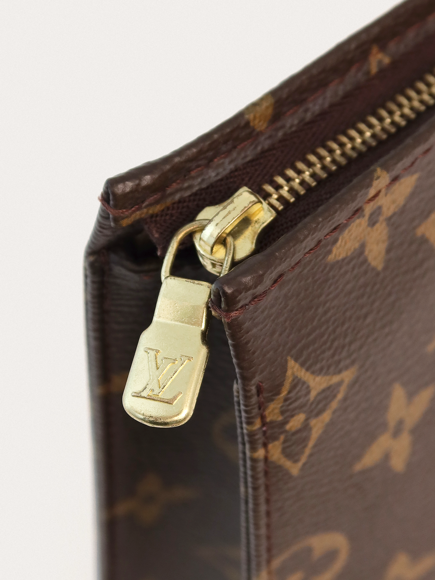 Louis Vuitton Pochette Voyage - Master