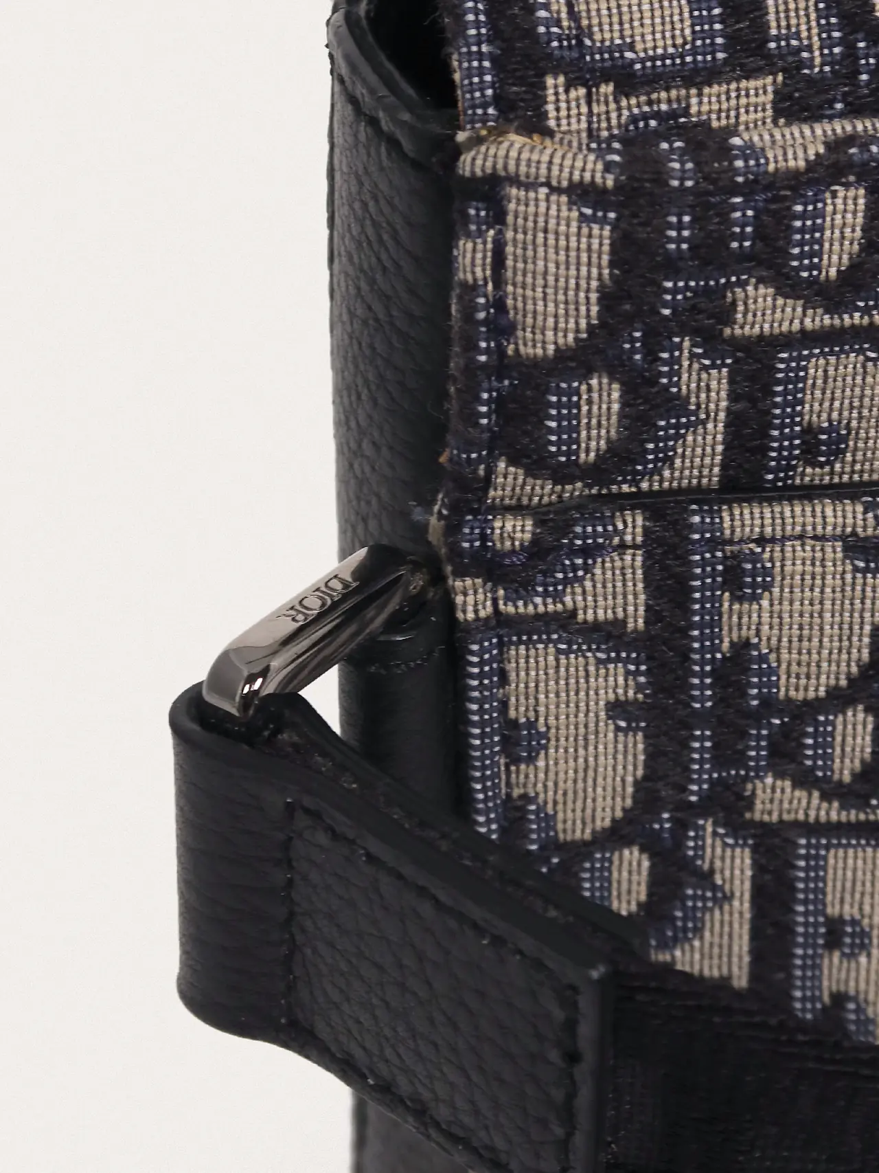 Christian Dior Rectangular Crossbody Pouch - Master