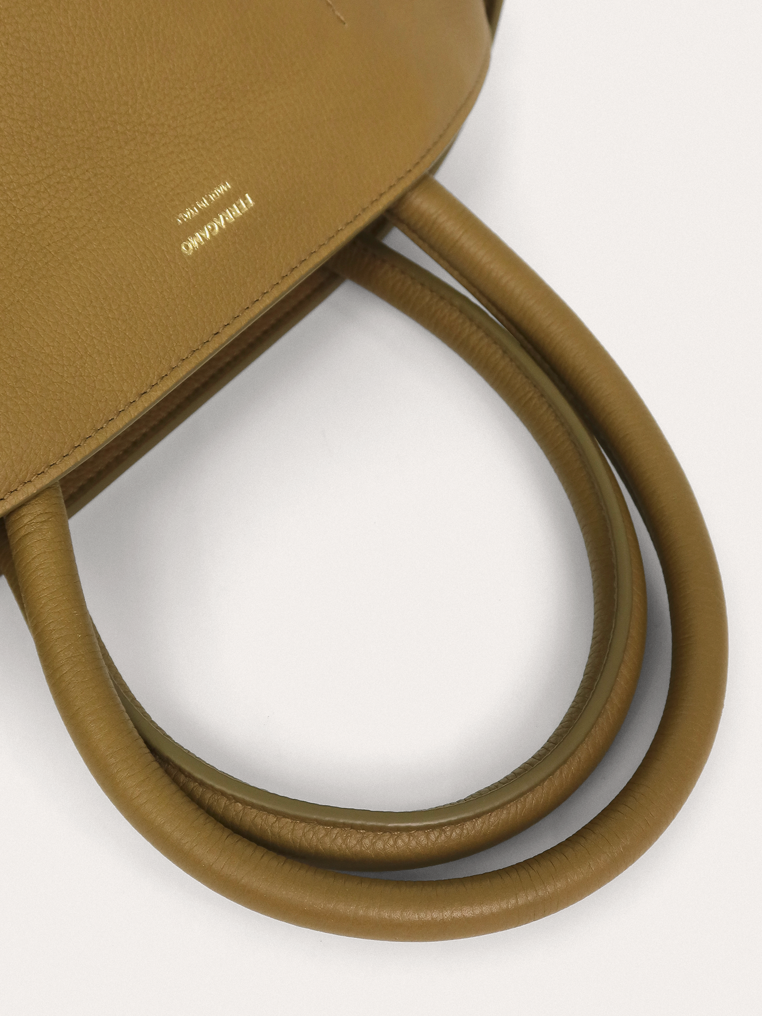 Salvatore Ferragamo Hug - Master