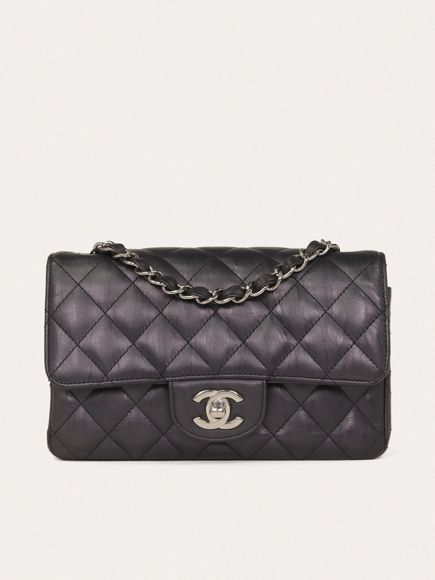Chanel Classic Flap primary image